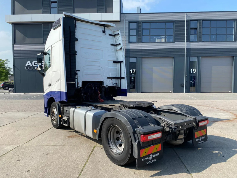 Volvo FH 13.500 Globetrotter XL / I-parkCool / 2x Tank - Tracteur routier: photos 4 Volvo FH 13.500 Globetrotter XL / I-parkCool / 2x Tank - Tracteur routier: photos 4