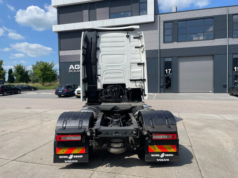 Volvo FH 13.500 Globetrotter XL / I-parkCool / 2x Tank - Tracteur routier: photos 5 Volvo FH 13.500 Globetrotter XL / I-parkCool / 2x Tank - Tracteur routier: photos 5