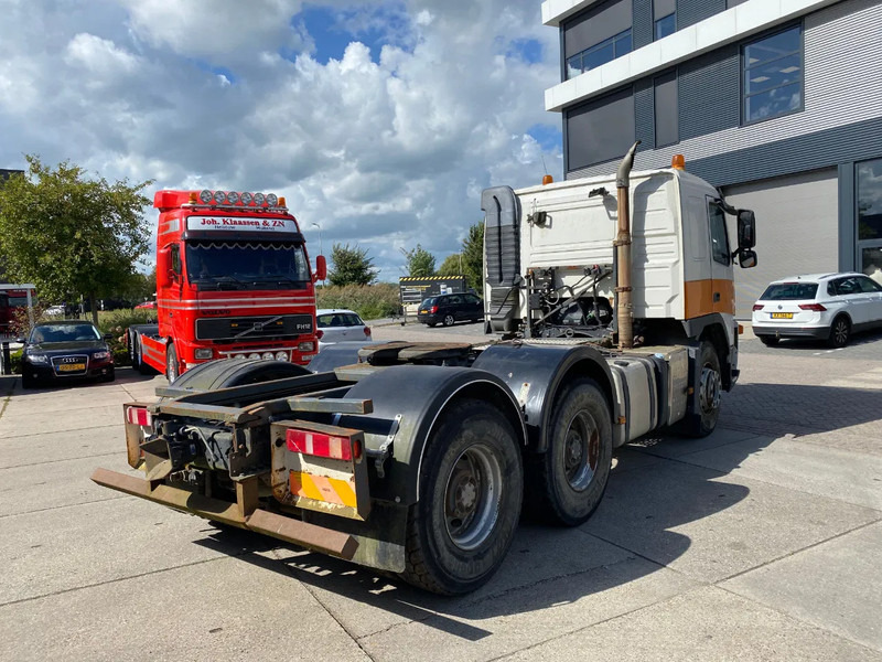 Tracteur routier Volvo FM 440 6x4 / Hooklift and Tractor / Hub Reduction: photos 6