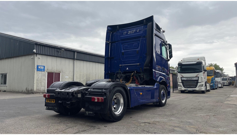 Mercedes-Benz Actros 1945 ADR + Full Spoilers + Koelkast - Tracteur routier: photos 5 Mercedes-Benz Actros 1945 ADR + Full Spoilers + Koelkast - Tracteur routier: photos 5