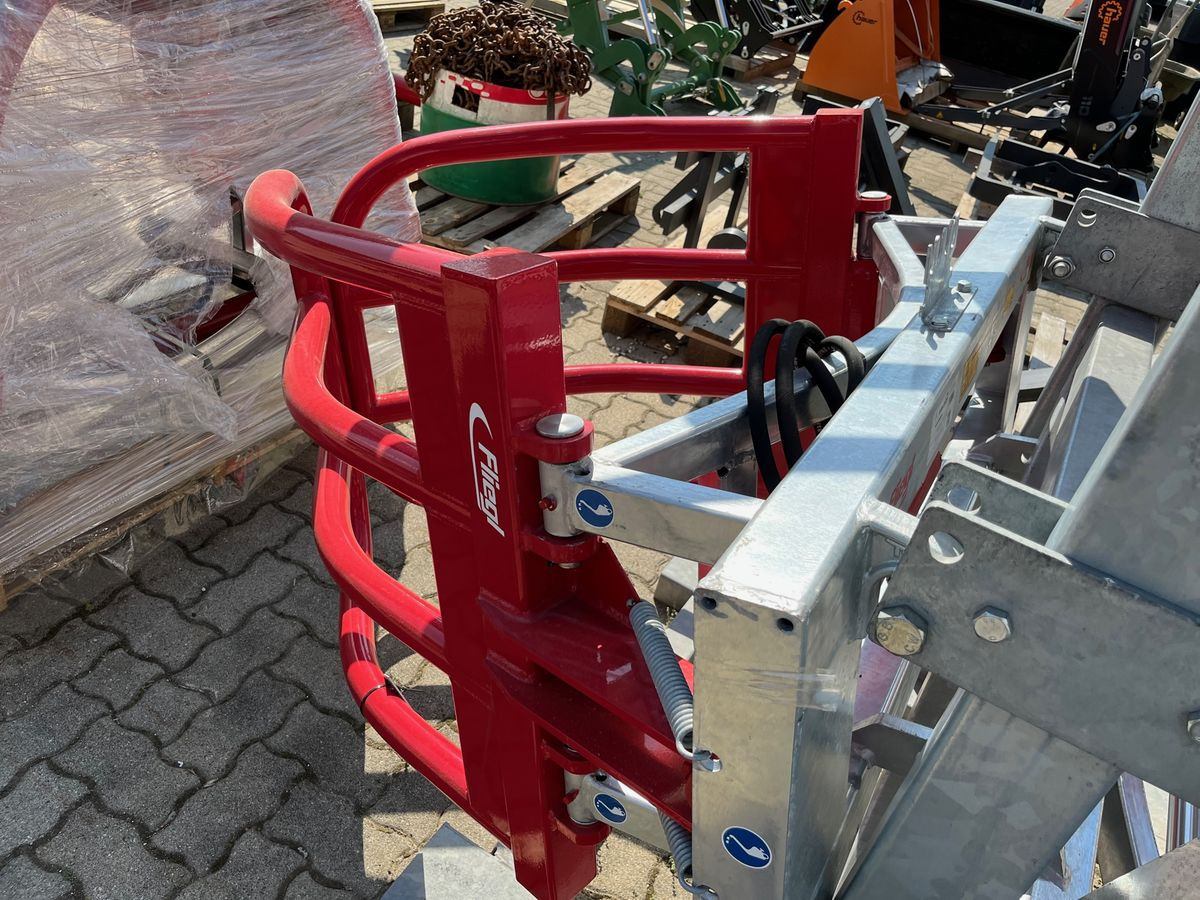 Fliegl Profi Combi - Pinces pour Machine agricole: photos 2 Fliegl Profi Combi - Pinces pour Machine agricole: photos 2