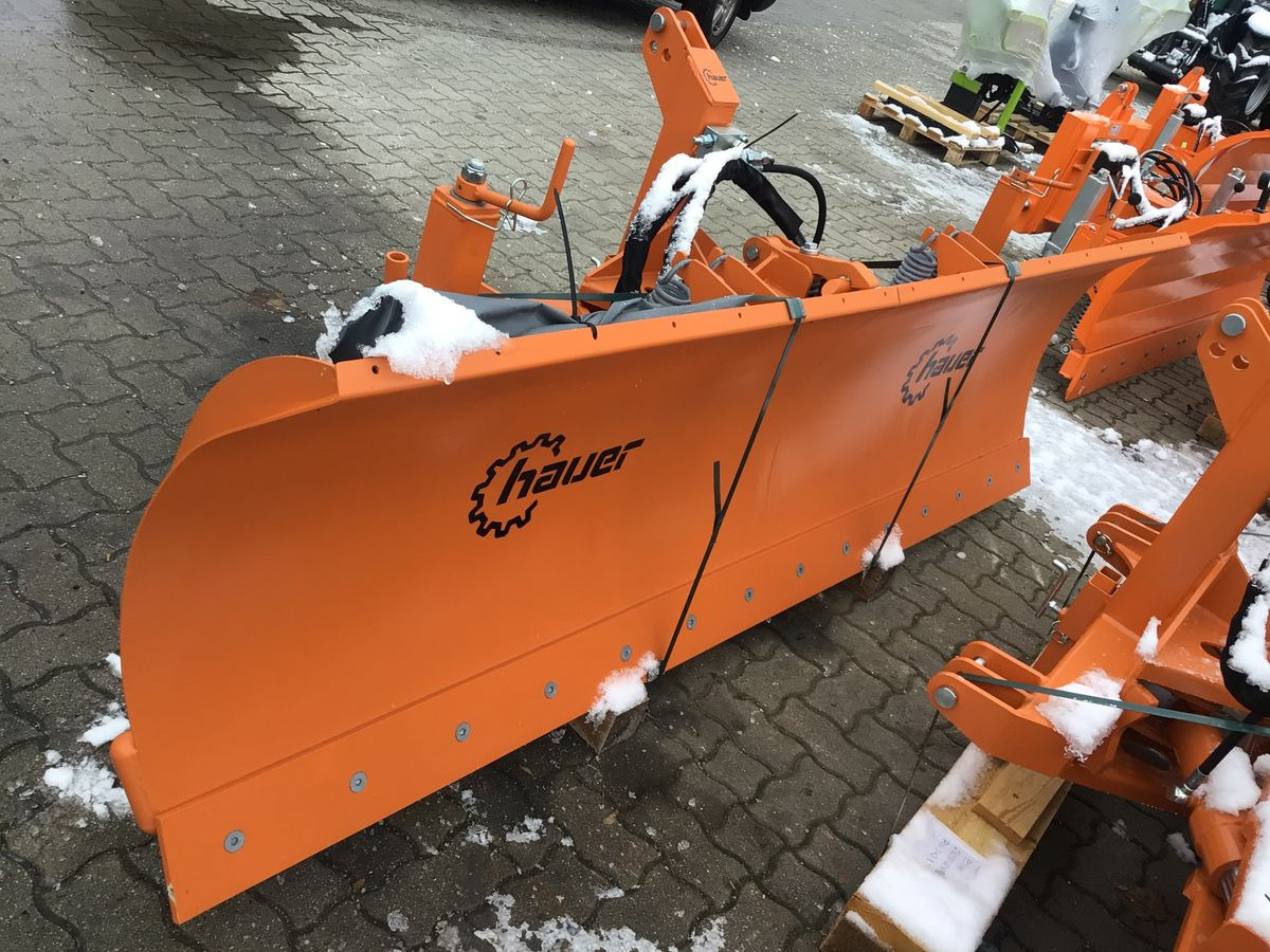 Hauer HSh2800 - Lame à neige pour Véhicule de voirie/ Spécial: photos 1 Hauer HSh2800 - Lame à neige pour Véhicule de voirie/ Spécial: photos 1