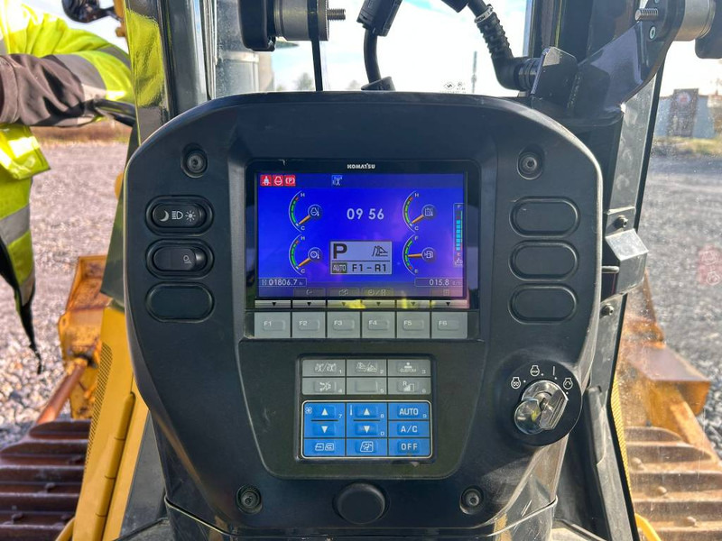Komatsu D 85 PXi-18 - Bulldozer: photos 5 Komatsu D 85 PXi-18 - Bulldozer: photos 5