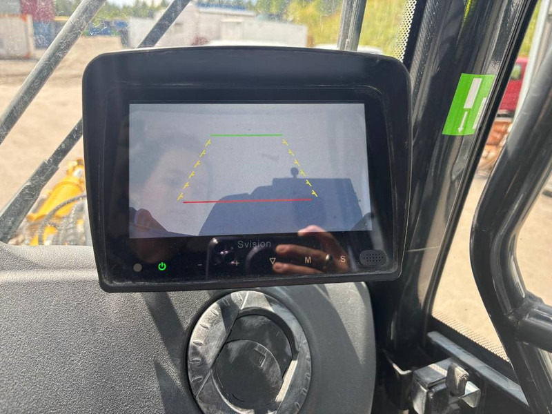 Chargeuse sur pneus Komatsu WA 100 M-8E0: photos 13