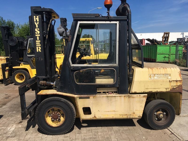 Hyster H4.50XL - Chariot élévateur diesel: photos 1 Hyster H4.50XL - Chariot élévateur diesel: photos 1