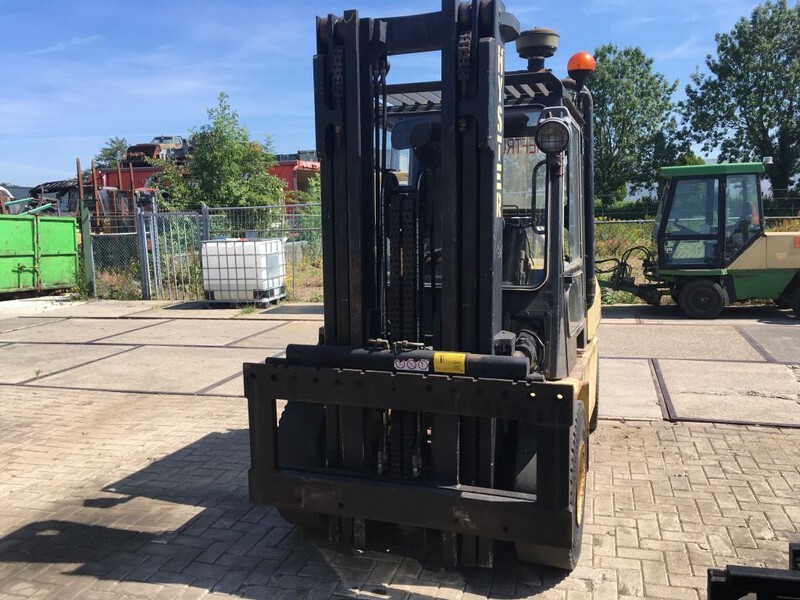 Chariot élévateur diesel Hyster H4.50XL: photos 8