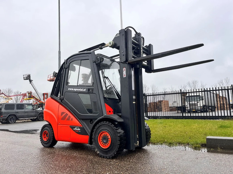 Chariot élévateur diesel Linde H30D-02: photos 7