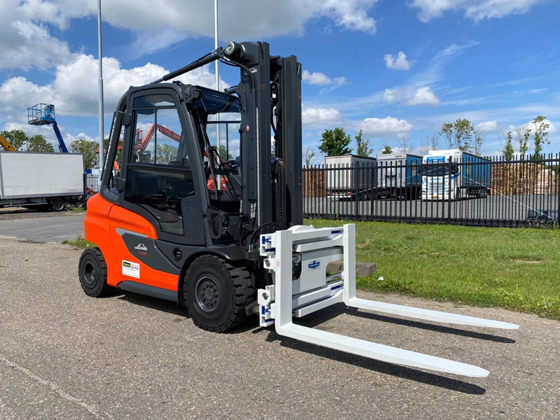 Linde H35D-01 Cascade rotating fork clamp - Chariot élévateur diesel: photos 3 Linde H35D-01 Cascade rotating fork clamp - Chariot élévateur diesel: photos 3