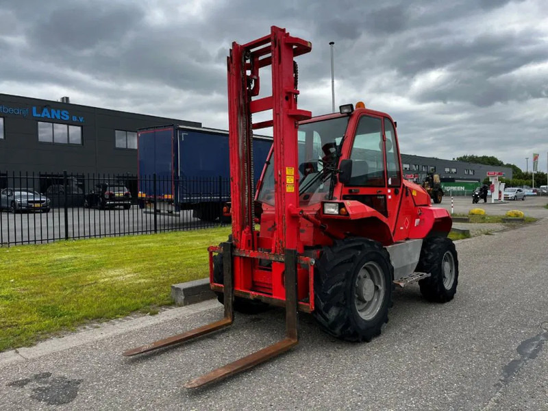 Manitou M30-4 4X4 - Chariot tout terrain: photos 5 Manitou M30-4 4X4 - Chariot tout terrain: photos 5