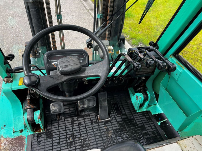 Chariot élévateur diesel Mitsubishi FD45: photos 14