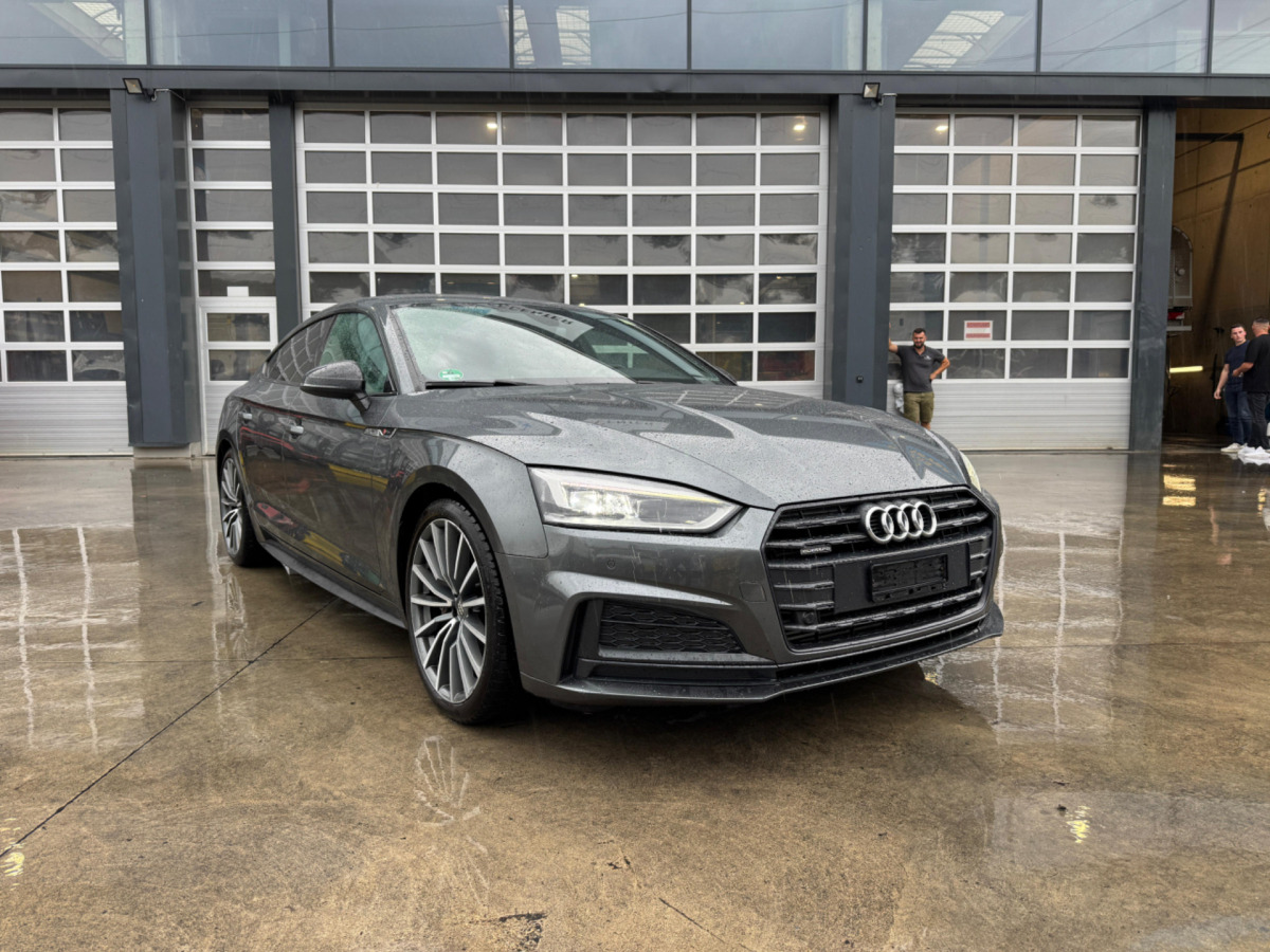 AUDI A5 2.0TFSI QUATTRO S-Line - Voiture: photos 3 AUDI A5 2.0TFSI QUATTRO S-Line - Voiture: photos 3