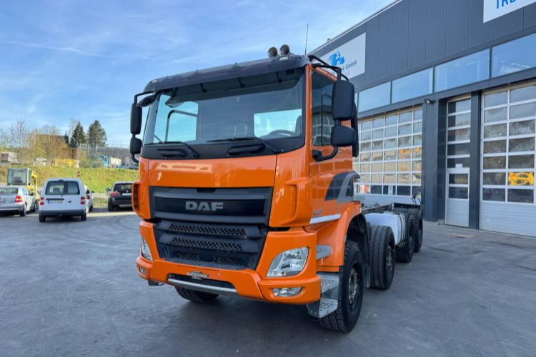 DAF CF440 8x4 Fahrgestell - Châssis cabine: photos 1 DAF CF440 8x4 Fahrgestell - Châssis cabine: photos 1