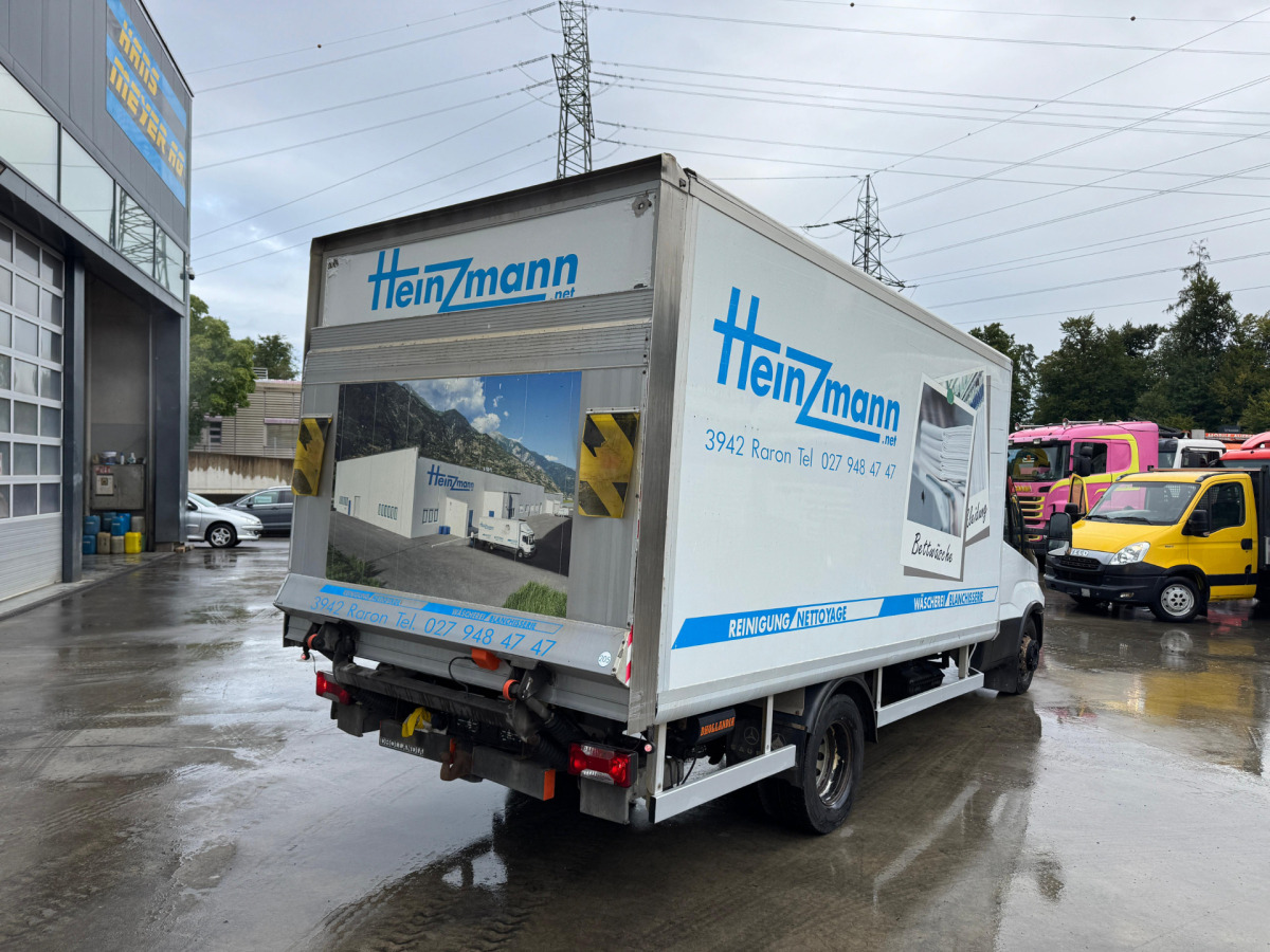 IVECO 70C21 Daily 4x2 - Fourgon utilitaire: photos 4 IVECO 70C21 Daily 4x2 - Fourgon utilitaire: photos 4