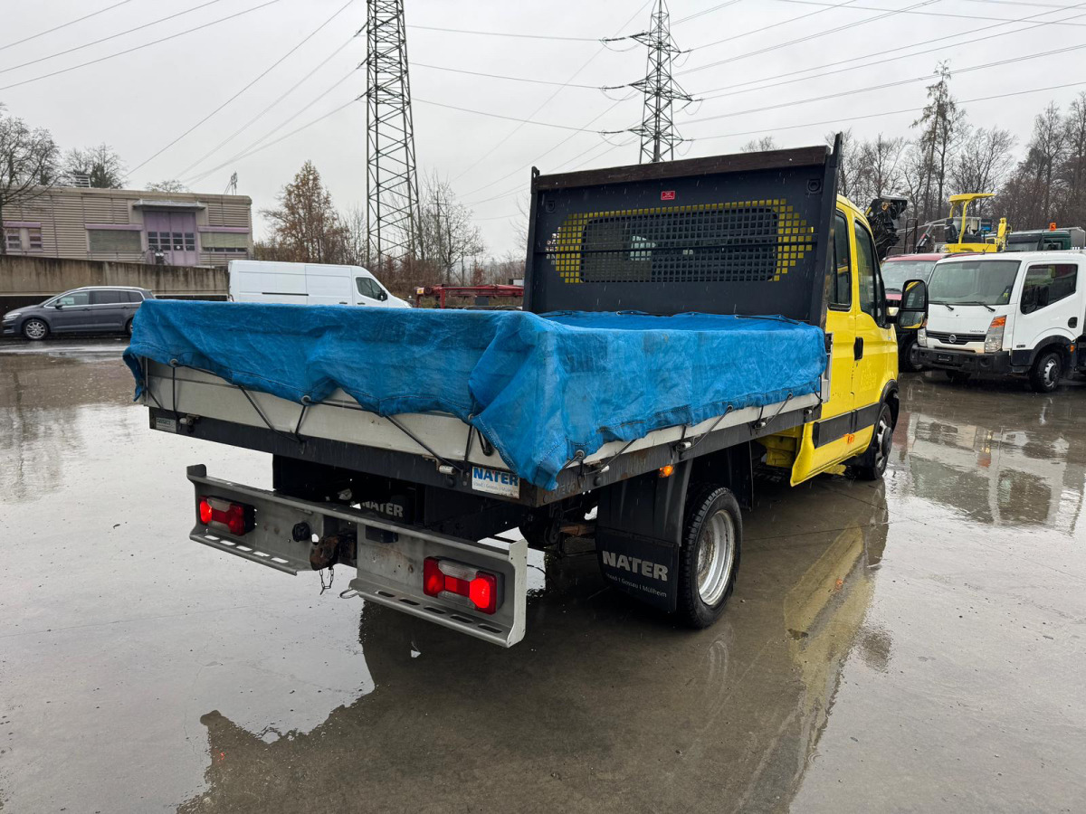 IVECO Daily 35C15 4x2 - Utilitaire plateau, Utilitaire double cabine: photos 4 IVECO Daily 35C15 4x2 - Utilitaire plateau, Utilitaire double cabine: photos 4