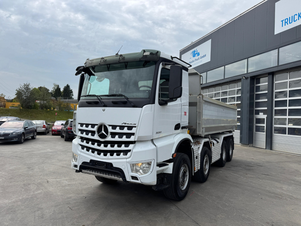 MERCEDES Arocs 3251 8x4 2 Seitenkipper Bormatik - Camion benne: photos 1 MERCEDES Arocs 3251 8x4 2 Seitenkipper Bormatik - Camion benne: photos 1