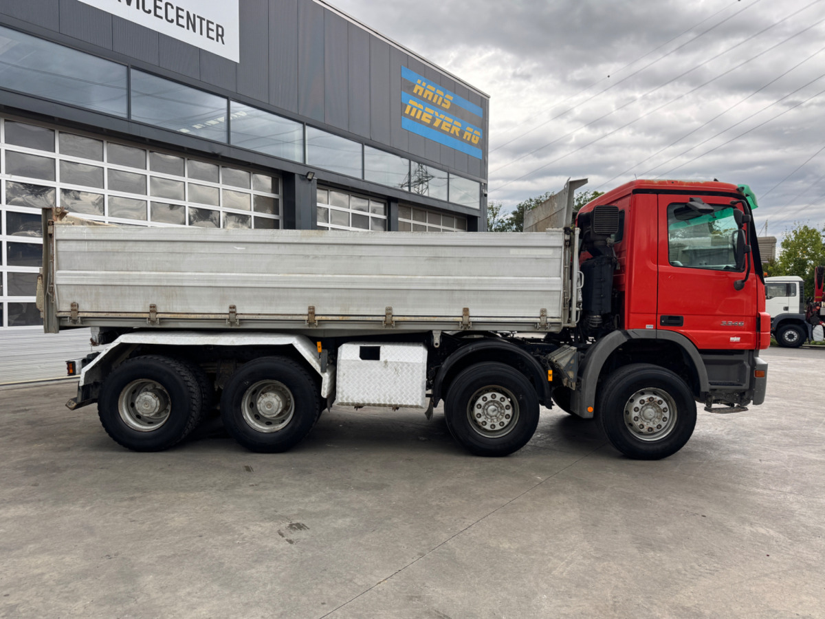 Camion benne MERCEDES BENZ ACTROS 3246 C3390: photos 11