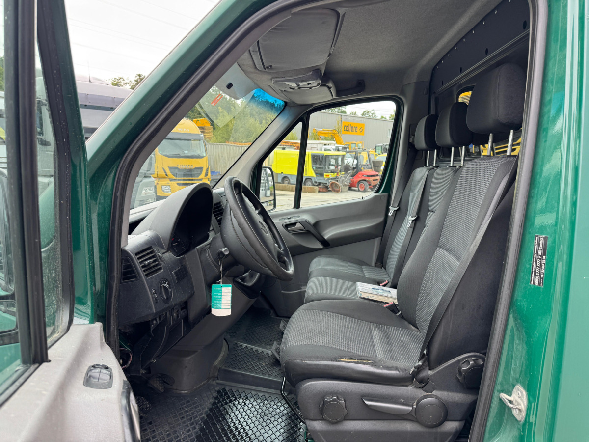 Fourgon utilitaire MERCEDES Sprinter 316CDI: photos 10