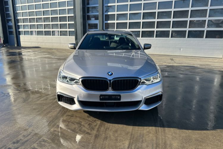 Marke | BMW M550D xDrive - Voiture: photos 2 Marke | BMW M550D xDrive - Voiture: photos 2