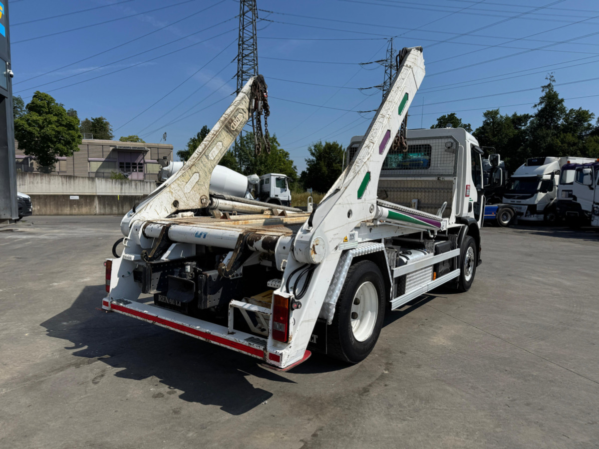 RENAULT D18.320 UT Gigant 18T - Camion multibenne: photos 5 RENAULT D18.320 UT Gigant 18T - Camion multibenne: photos 5