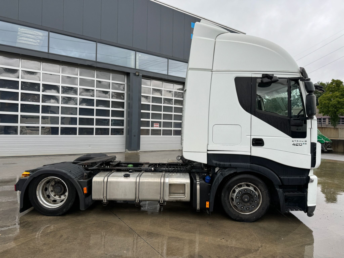 IVECO Stralis 420 Mega - Tracteur routier: photos 2 IVECO Stralis 420 Mega - Tracteur routier: photos 2
