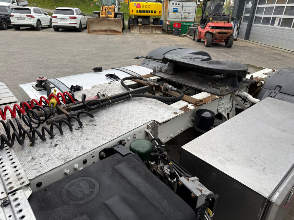 MAN TGS 18.440 Hydraulikpumpe en crédit-bail MAN TGS 18.440 Hydraulikpumpe: photos 9 MAN TGS 18.440 Hydraulikpumpe en crédit-bail MAN TGS 18.440 Hydraulikpumpe: photos 9