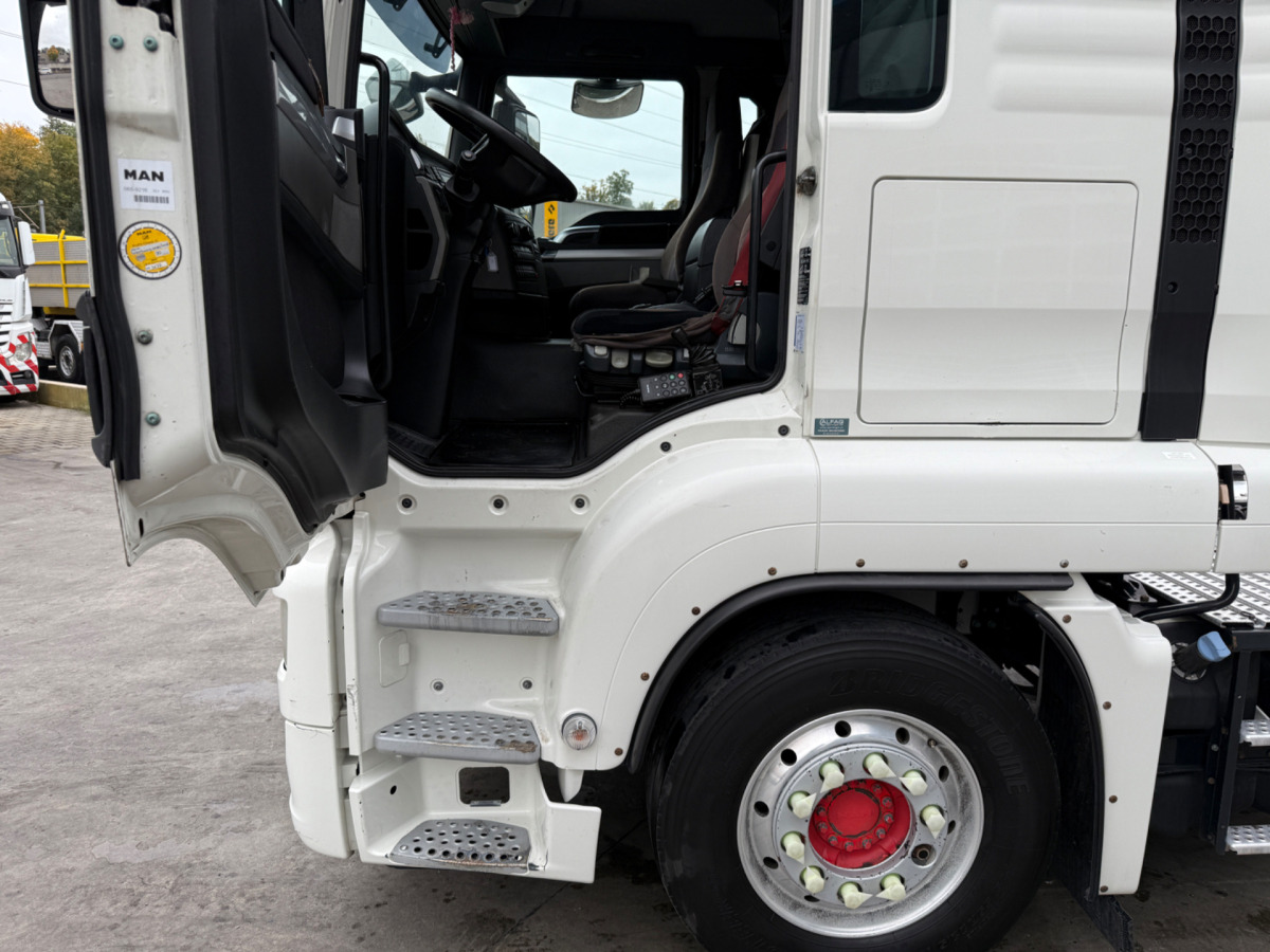 MAN TGS 18.440 Hydraulikpumpe en crédit-bail MAN TGS 18.440 Hydraulikpumpe: photos 11 MAN TGS 18.440 Hydraulikpumpe en crédit-bail MAN TGS 18.440 Hydraulikpumpe: photos 11