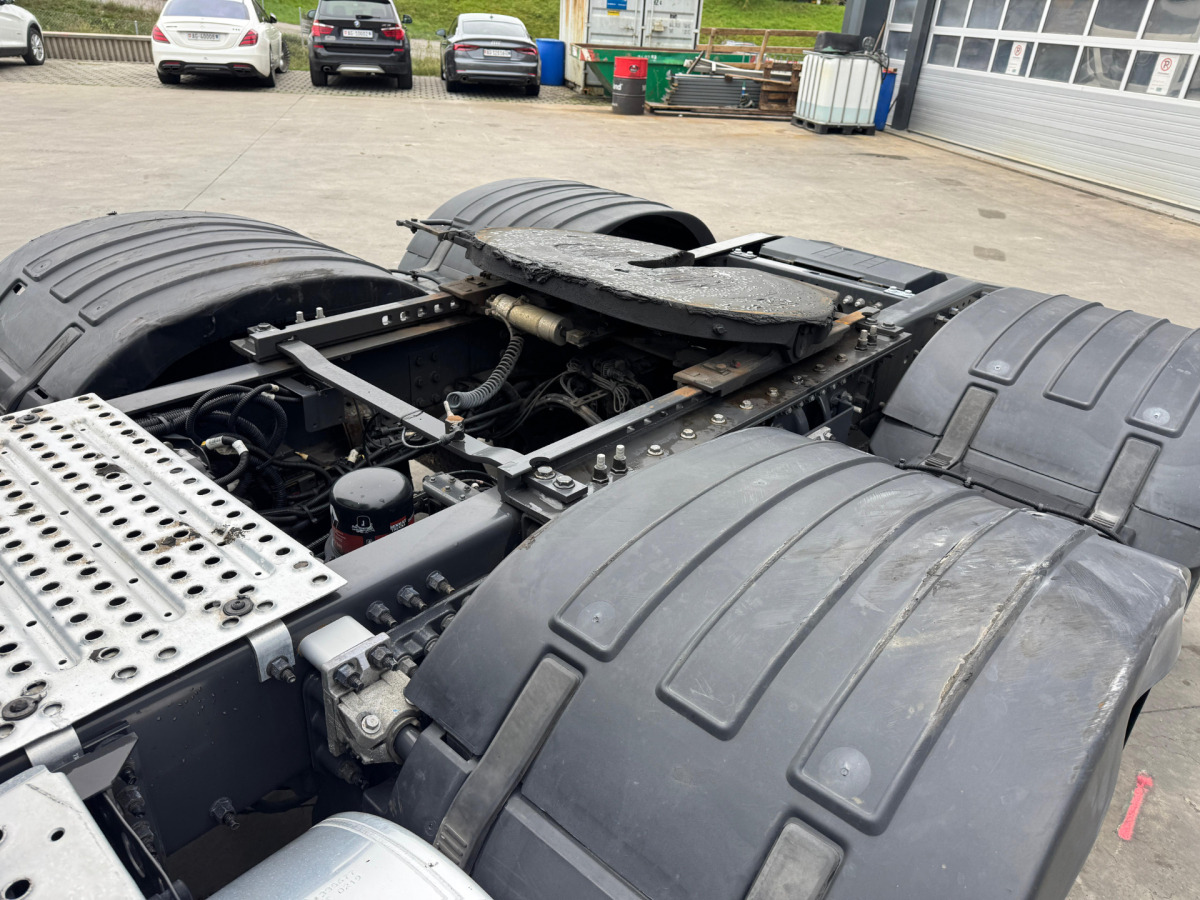 Tracteur routier RENAULT T520 6x2 70.000KG: photos 10 Tracteur routier RENAULT T520 6x2 70.000KG: photos 10