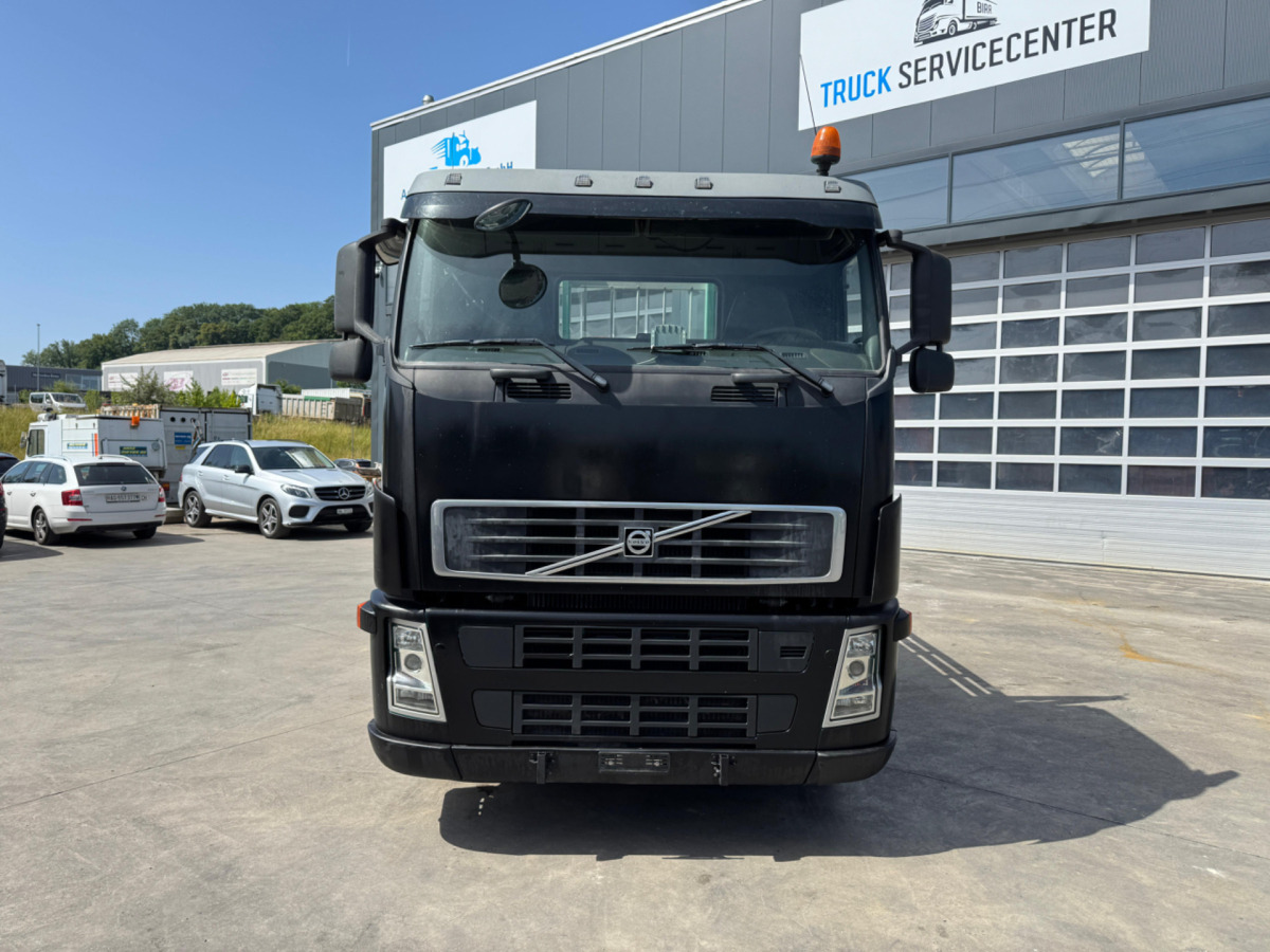 VOLVO FH-460 6x2 PK16502-4 - Camion grue: photos 4 VOLVO FH-460 6x2 PK16502-4 - Camion grue: photos 4