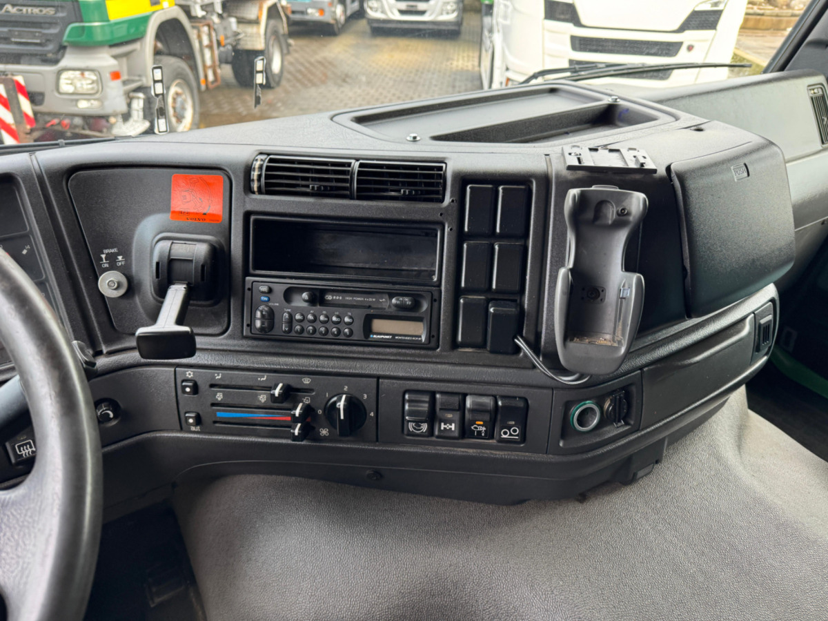 Camion grue VOLVO FM-420 6x2 PK12080-3: photos 18