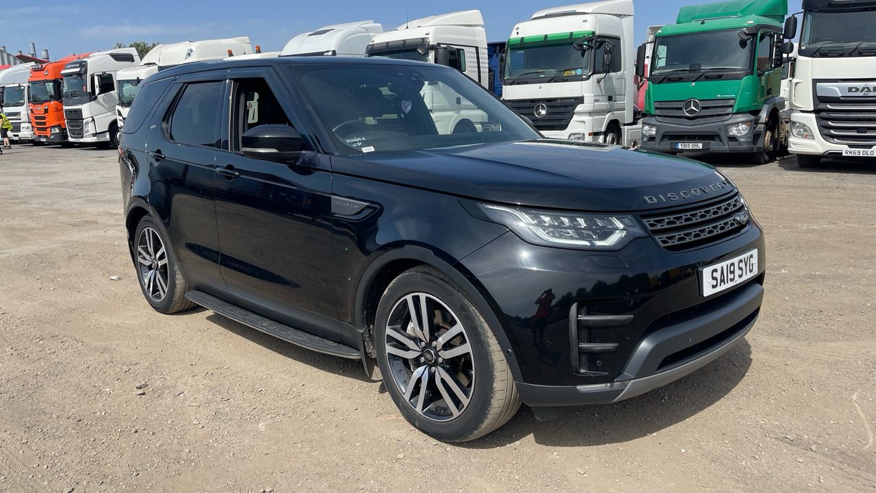 Land Rover Discovery 4 3.0 SDV6 SE - Autre matériel: photos 1 Land Rover Discovery 4 3.0 SDV6 SE - Autre matériel: photos 1