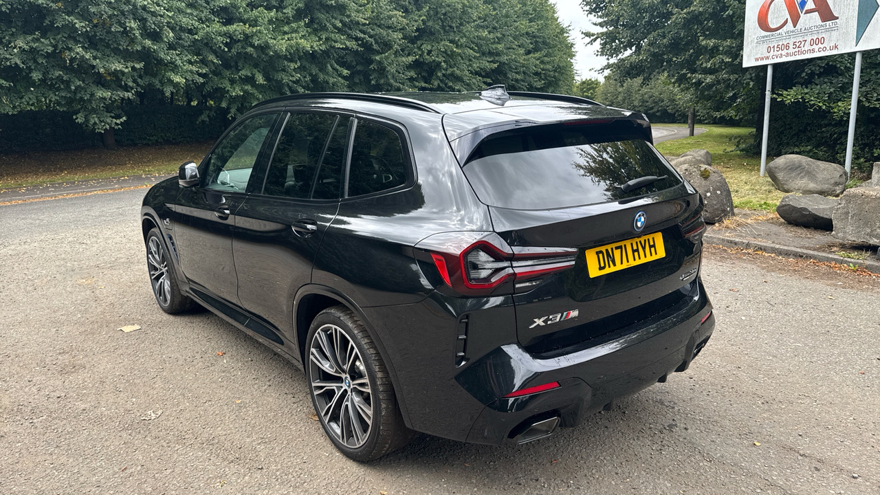 BMW X3 xDrive 30e M Sport - SUV: photos 3 BMW X3 xDrive 30e M Sport - SUV: photos 3