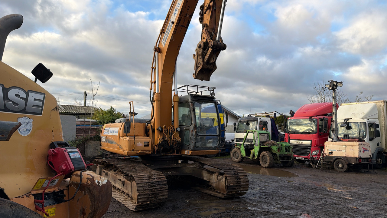 CASE CX210 - Pelle sur chenille: photos 2 CASE CX210 - Pelle sur chenille: photos 2