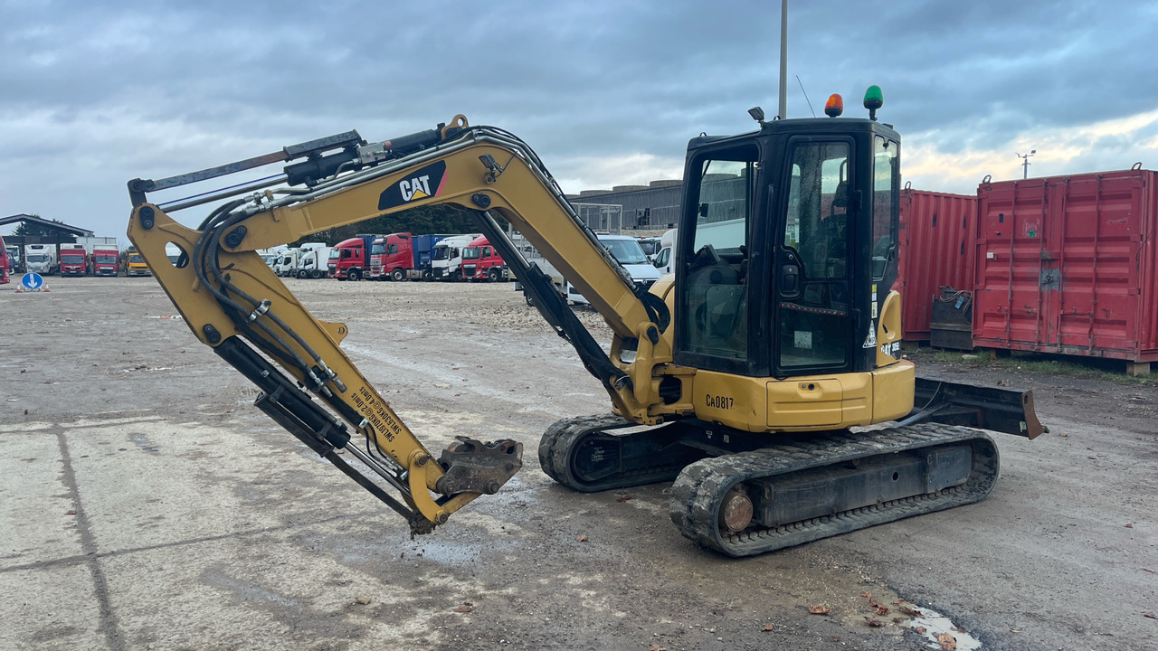 CATERPILLAR 305E2 - Mini pelle: photos 1 CATERPILLAR 305E2 - Mini pelle: photos 1