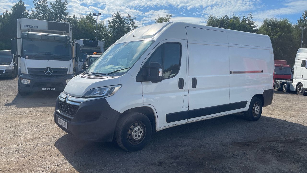 CITROEN RELAY 35 2.0 BlueHDi 130ps Enterprise - Fourgon utilitaire: photos 2 CITROEN RELAY 35 2.0 BlueHDi 130ps Enterprise - Fourgon utilitaire: photos 2