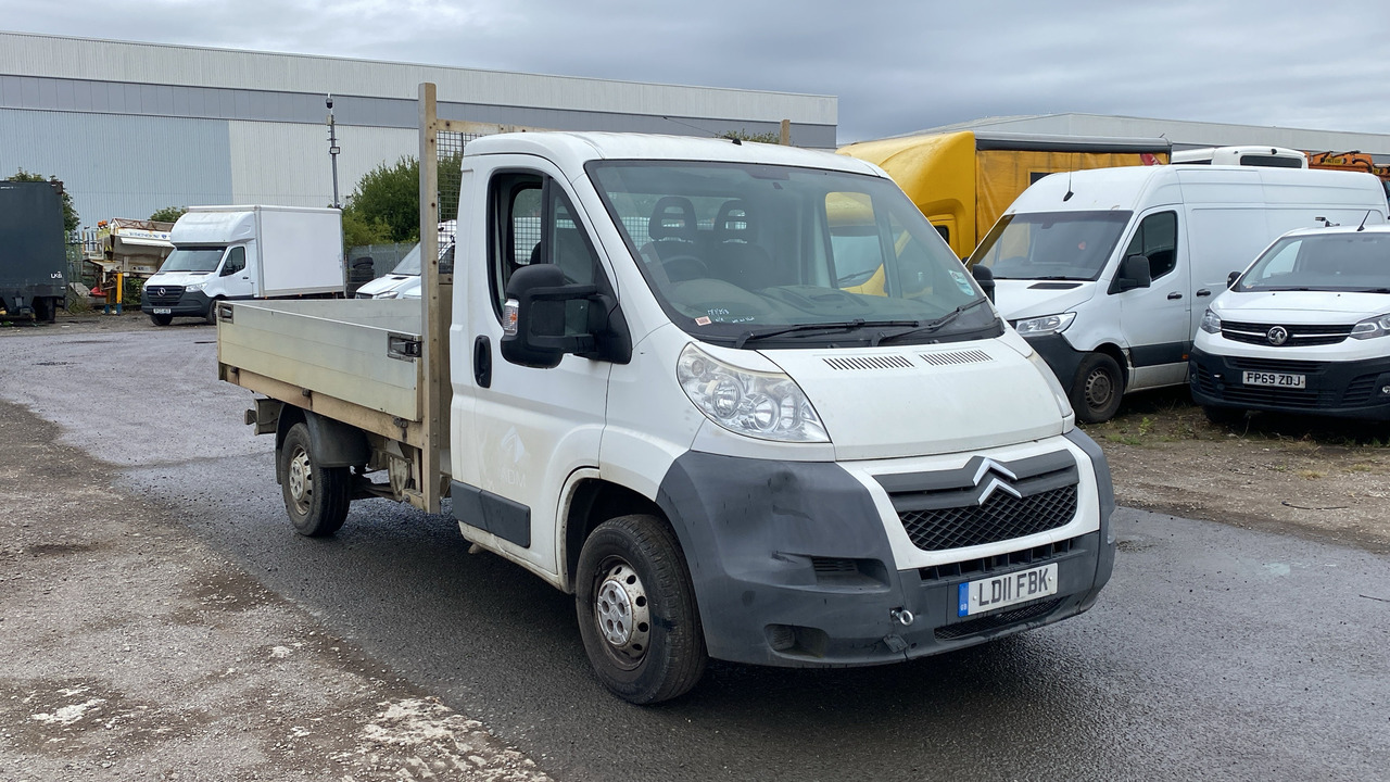 CITROEN RELAY 35 2.2 HDI 120PS - Utilitaire plateau: photos 1 CITROEN RELAY 35 2.2 HDI 120PS - Utilitaire plateau: photos 1
