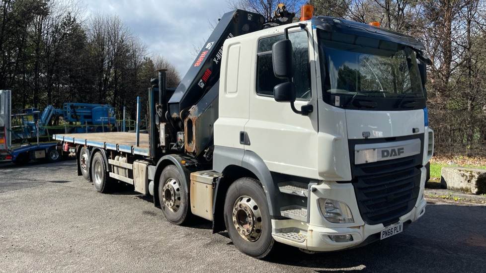 DAF CF 460 - Camion plateau, Camion grue: photos 1 DAF CF 460 - Camion plateau, Camion grue: photos 1