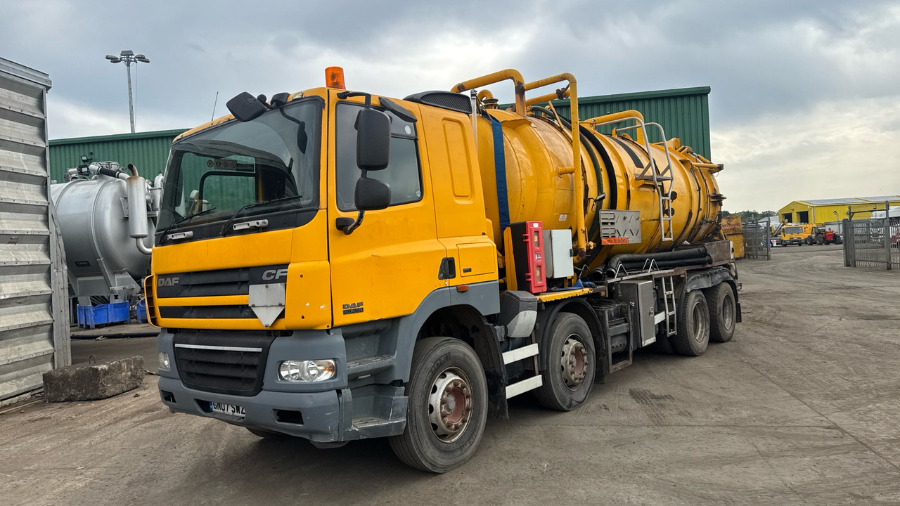 DAF CF 85.360 - Camion hydrocureur: photos 2 DAF CF 85.360 - Camion hydrocureur: photos 2