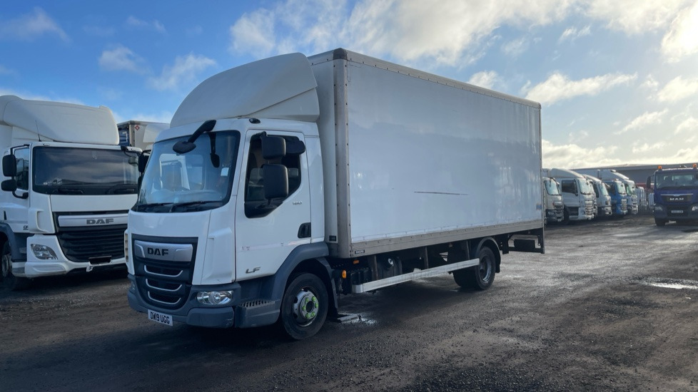 DAF LF 180 - Camion fourgon: photos 2 DAF LF 180 - Camion fourgon: photos 2