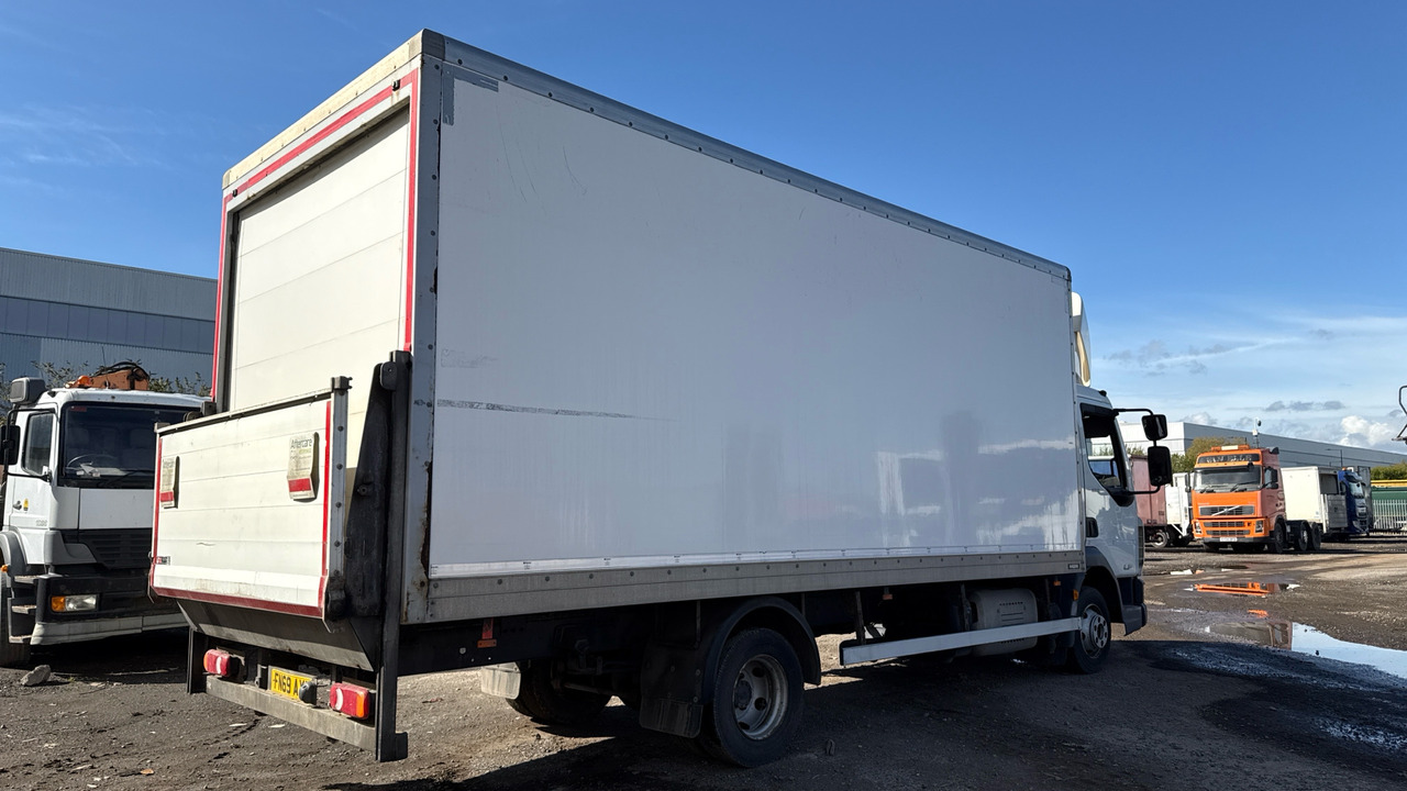 DAF LF 180 - Camion fourgon: photos 4 DAF LF 180 - Camion fourgon: photos 4