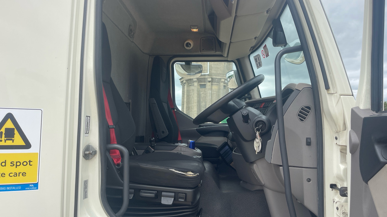 DAF LF 230 - Camion fourgon: photos 5 DAF LF 230 - Camion fourgon: photos 5