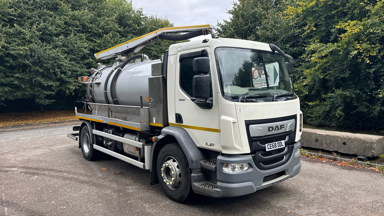 DAF LF 280 - Camion hydrocureur: photos 1 DAF LF 280 - Camion hydrocureur: photos 1