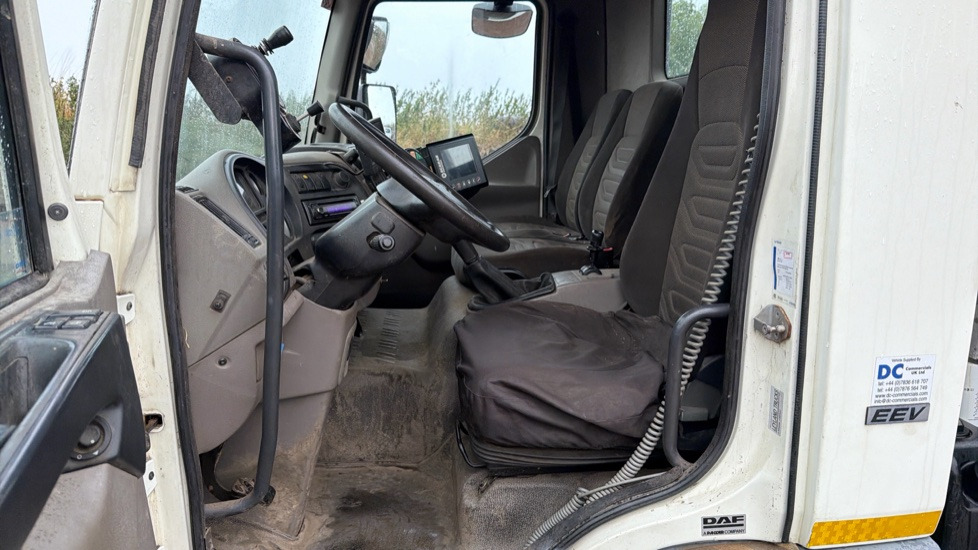 DAF LF 45.160 - Balayeuse de voirie: photos 5 DAF LF 45.160 - Balayeuse de voirie: photos 5