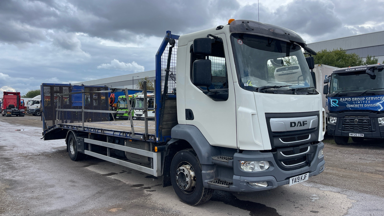 DAF LF - Remorqueuse: photos 1 DAF LF - Remorqueuse: photos 1