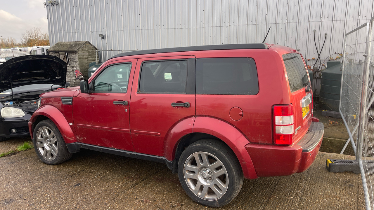 DODGE NITRO SXT - Voiture break: photos 4 DODGE NITRO SXT - Voiture break: photos 4