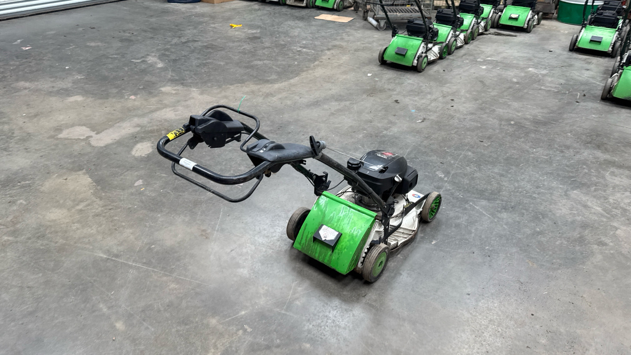 ETESIA PRO 46 PHCT - Matériel de chantier: photos 3 ETESIA PRO 46 PHCT - Matériel de chantier: photos 3