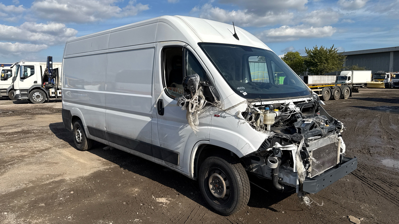 FIAT DUCATO 2.3 Multijet 140PS - Fourgon utilitaire: photos 2 FIAT DUCATO 2.3 Multijet 140PS - Fourgon utilitaire: photos 2