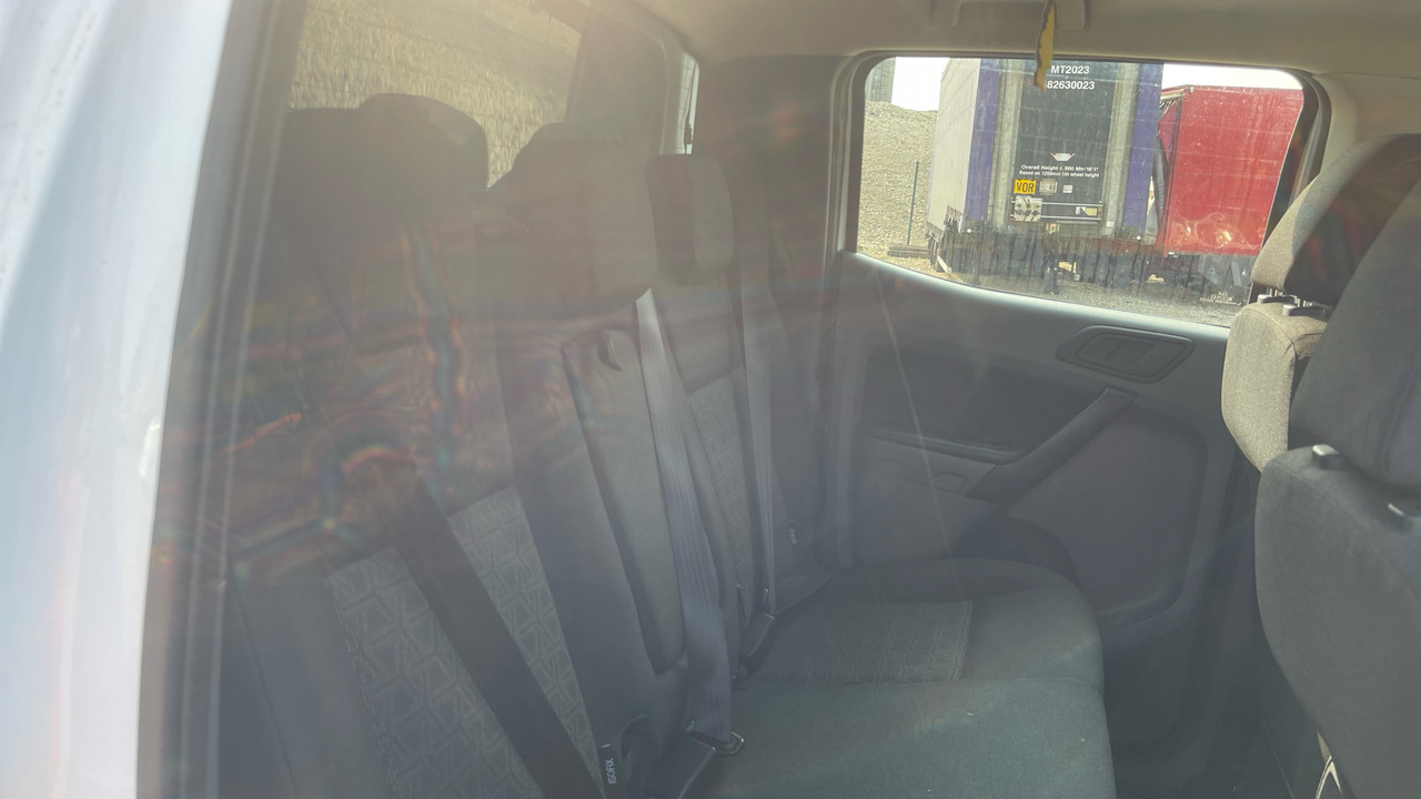 FORD RANGER 2.2 TDCi 150 - Pick-up: photos 2 FORD RANGER 2.2 TDCi 150 - Pick-up: photos 2