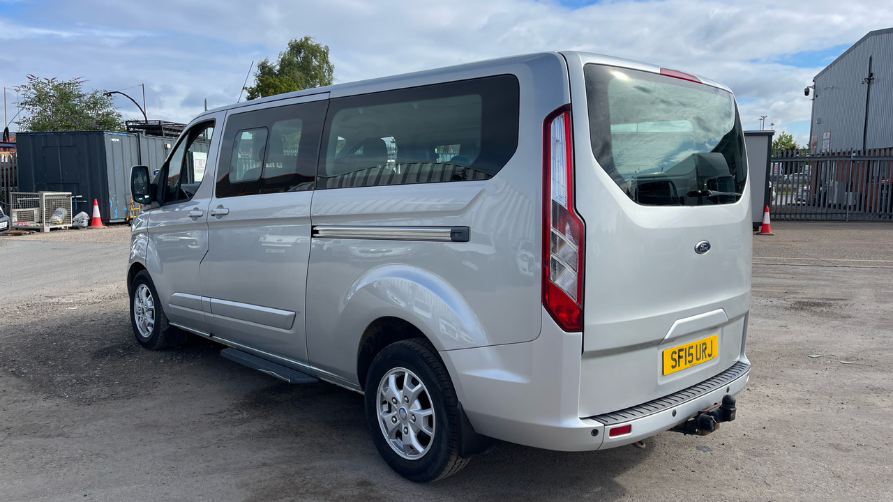 FORD TOURNEO CUSTOM 300 2.2 TDCi 125PS - Minibus, Transport de personnes: photos 3 FORD TOURNEO CUSTOM 300 2.2 TDCi 125PS - Minibus, Transport de personnes: photos 3