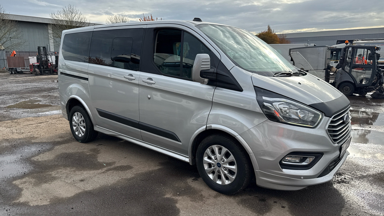 FORD TOURNEO CUSTOM 320 2.0 EcoBlue 105ps - Transport de personnes: photos 1 FORD TOURNEO CUSTOM 320 2.0 EcoBlue 105ps - Transport de personnes: photos 1
