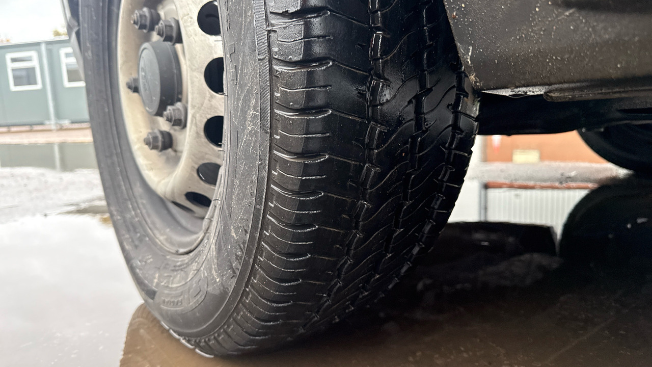 Fourgon utilitaire FORD TRANSIT 350 2.0 ECOBLUE LEADER 130PS: photos 15 Fourgon utilitaire FORD TRANSIT 350 2.0 ECOBLUE LEADER 130PS: photos 15